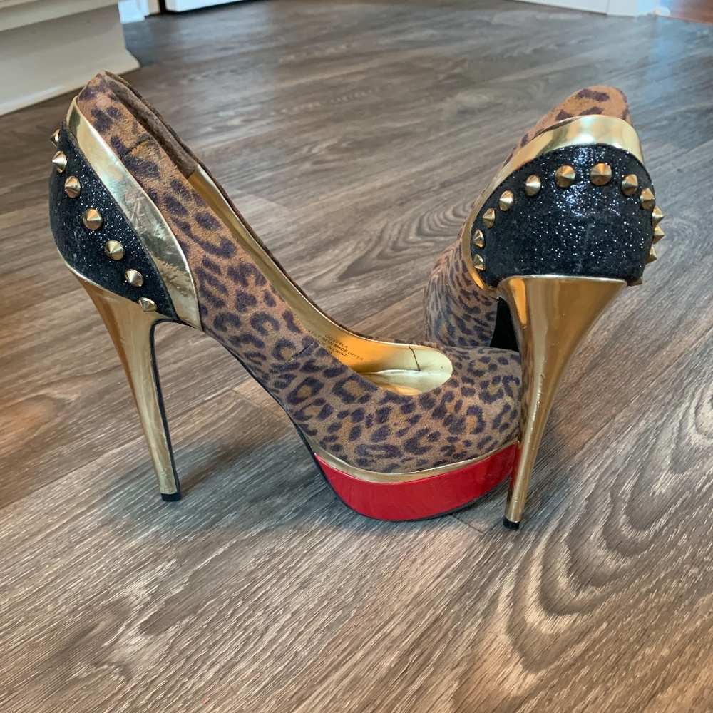Cheetah Print high Heels with gold studs